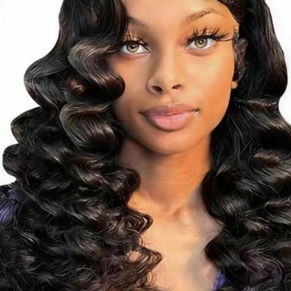 UVEOUS 22-Inch Deep Wave Front Lace Wig